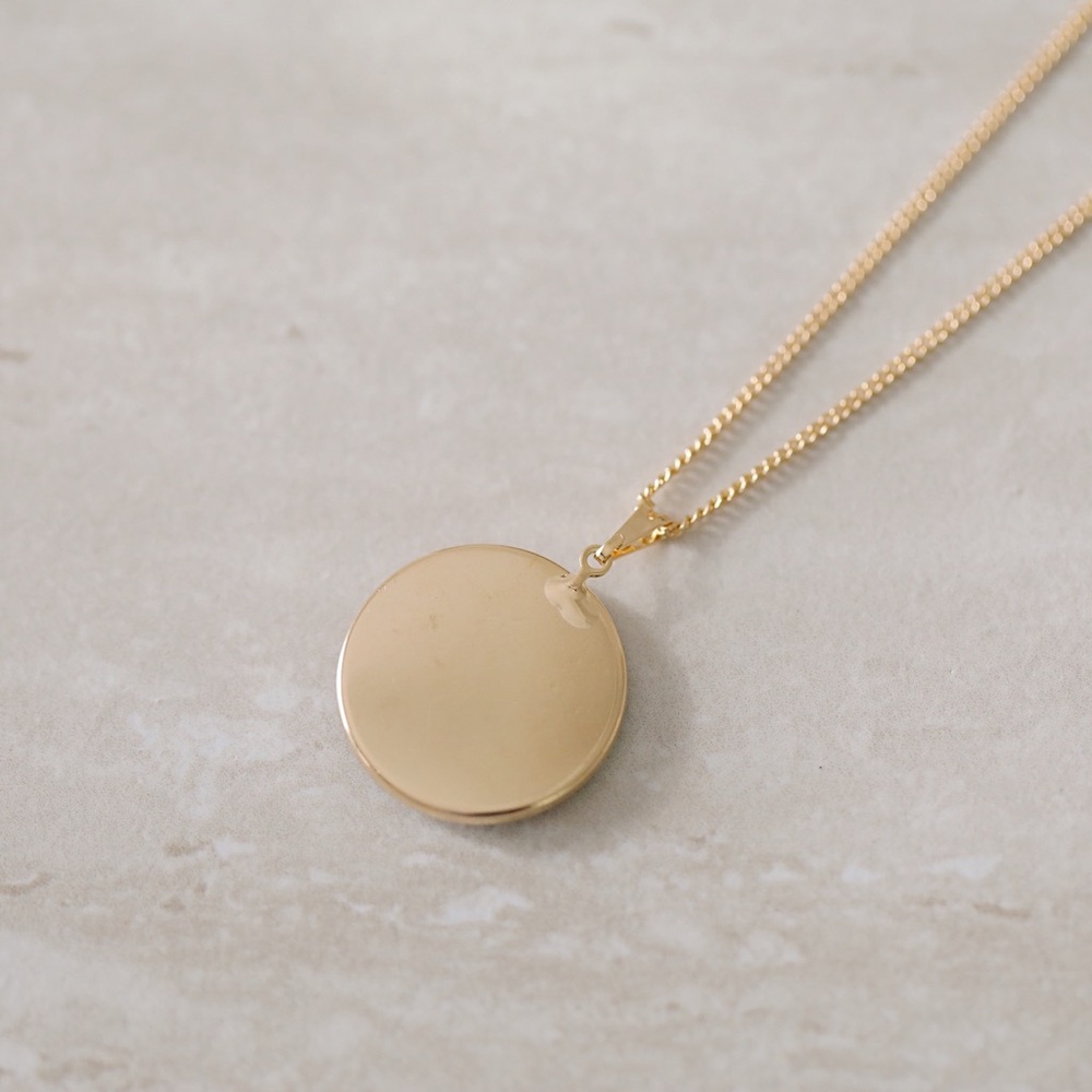 Virgin Mary Enamel Necklace | 18k Gold Filled - Picture 3 of 5